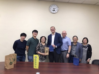 2025.11.4美國猶他州立大學奎尼農業與自然資源學院院長率隊來訪圖片